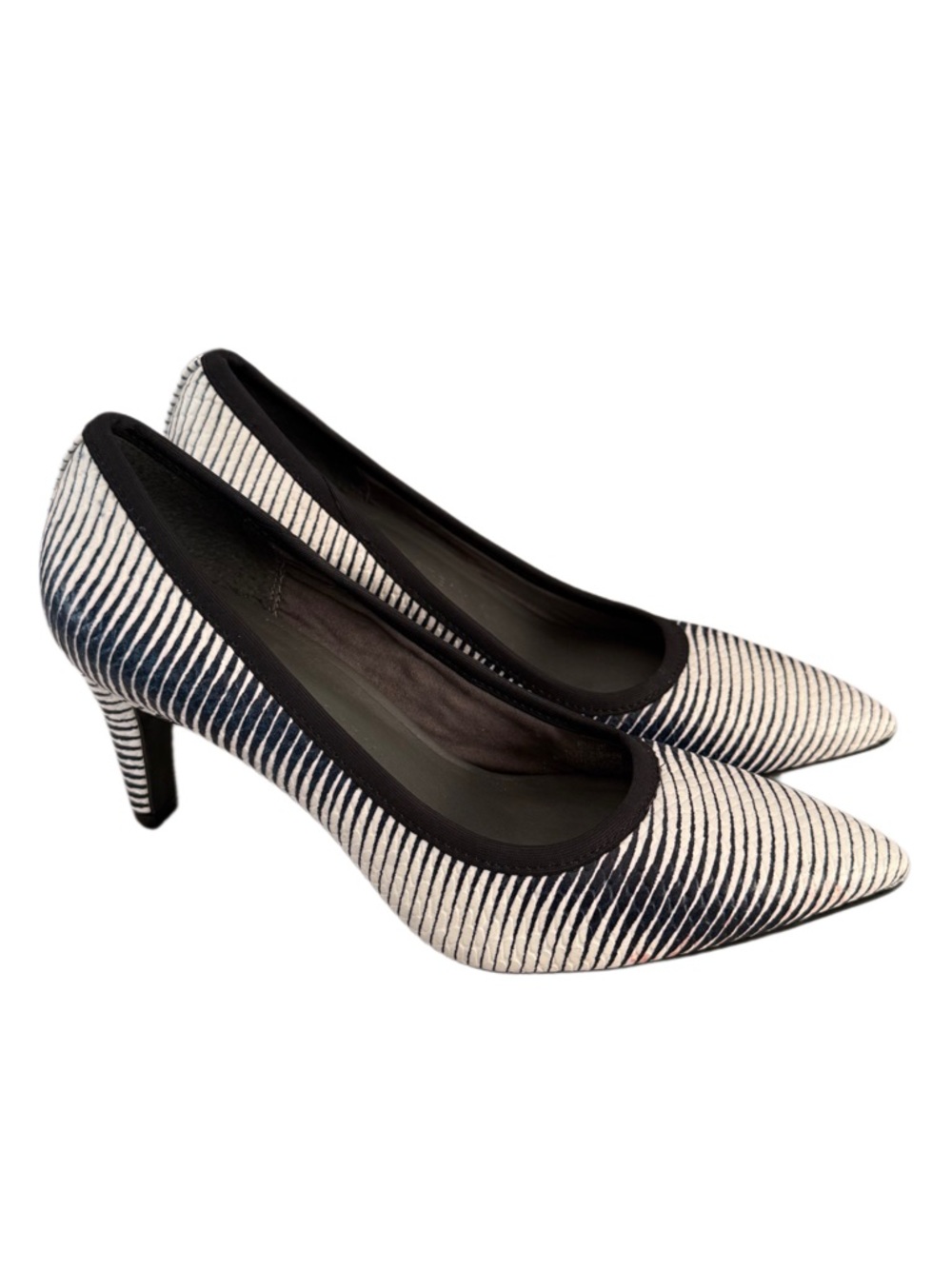 Lori Goldstein Novelty Pump Zebra Leather Black White Stripe Pointed-Toe Pumps